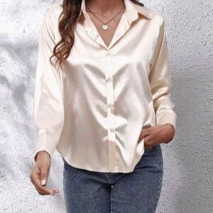 A New Day Women’s Long Sleeve Cream Satiny Blouse, Size XXL